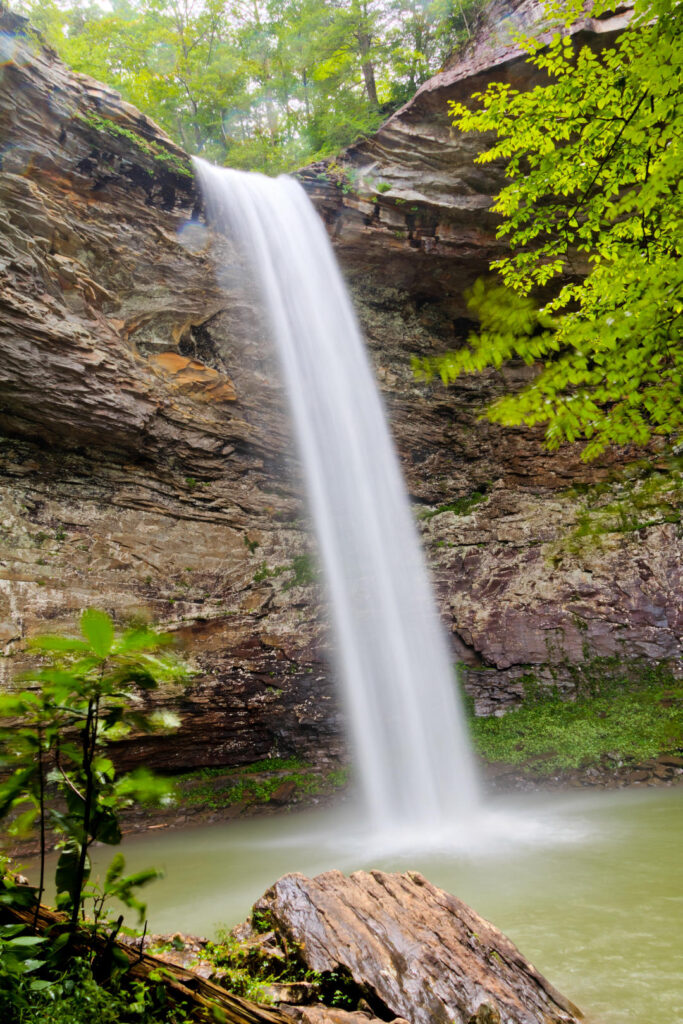Ozone Falls cascades serenely over it's rock outcropping. 